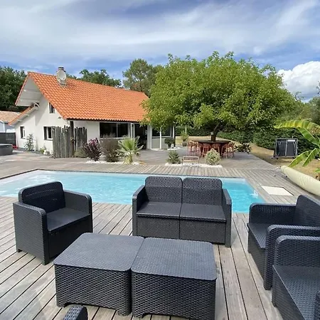 Villa A 10 Minutes De L'ocean - V2258